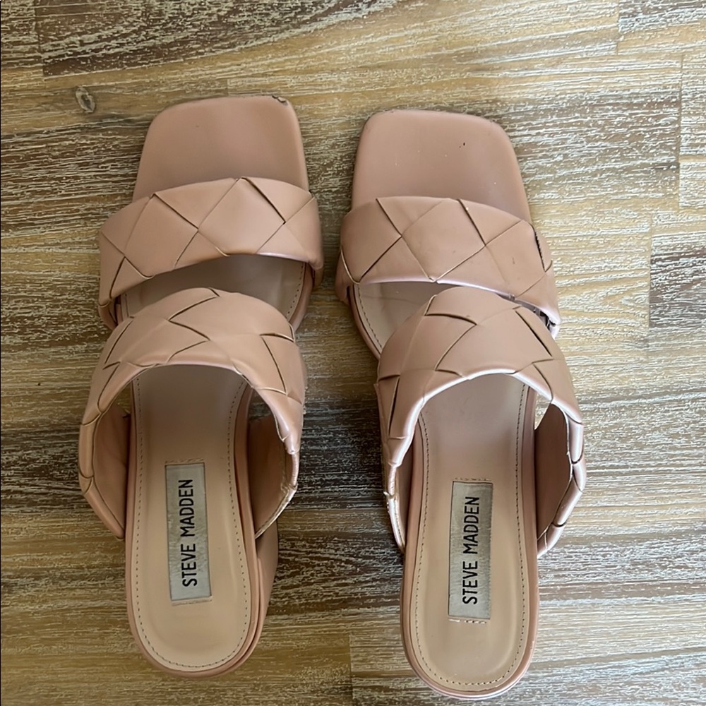 Steve Madden Tan Woven Leather Sandals